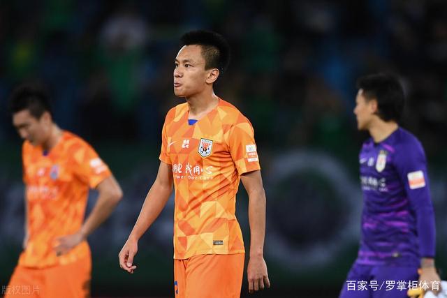 乌拉圭名宿：C罗会在美加墨拿到不少点球 就像2022年梅西那样